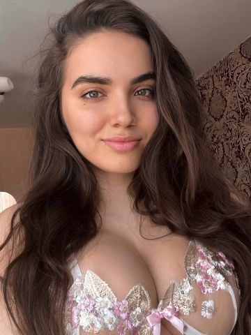Юна